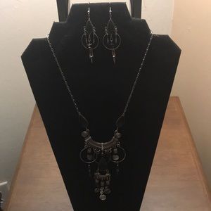 Onyx necklace/earring set